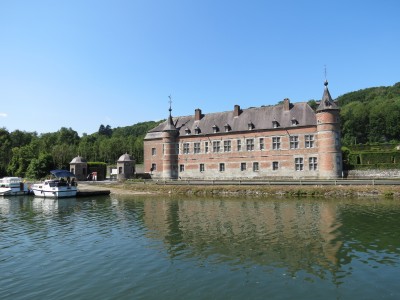 Château de Freÿr